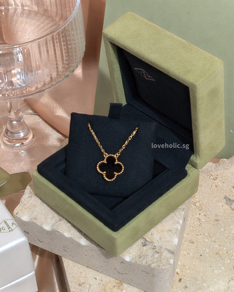 Van Cleef & Arpels VCA Vintage Alhambra Necklace Onyx 18K Gold Hardware -main