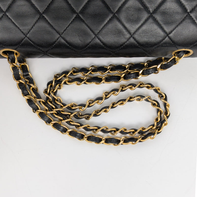 Chanel Vintage Classic Flap Medium | Black Lambskin 24K Gold Hardware