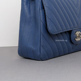 Classic Flap Chevron Medium | Navy Caviar Silver Hardware