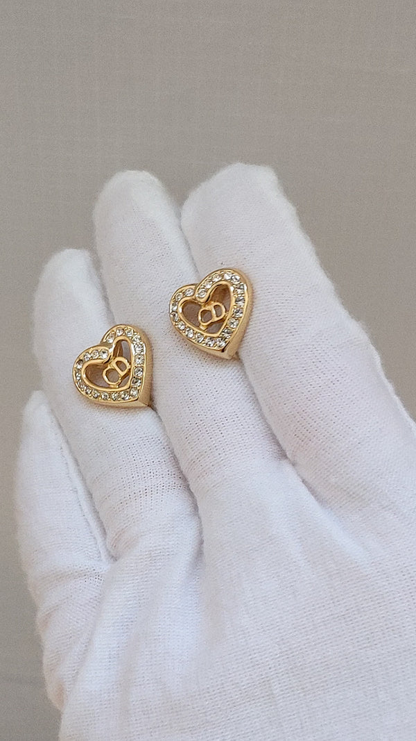 Vintage Earrings Rhinestone Heart clip on  | Gold Hardware