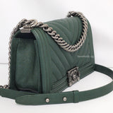 Chanel Boy Chervon Old Medium | Dark Green Caviar Ruthenium Hardware