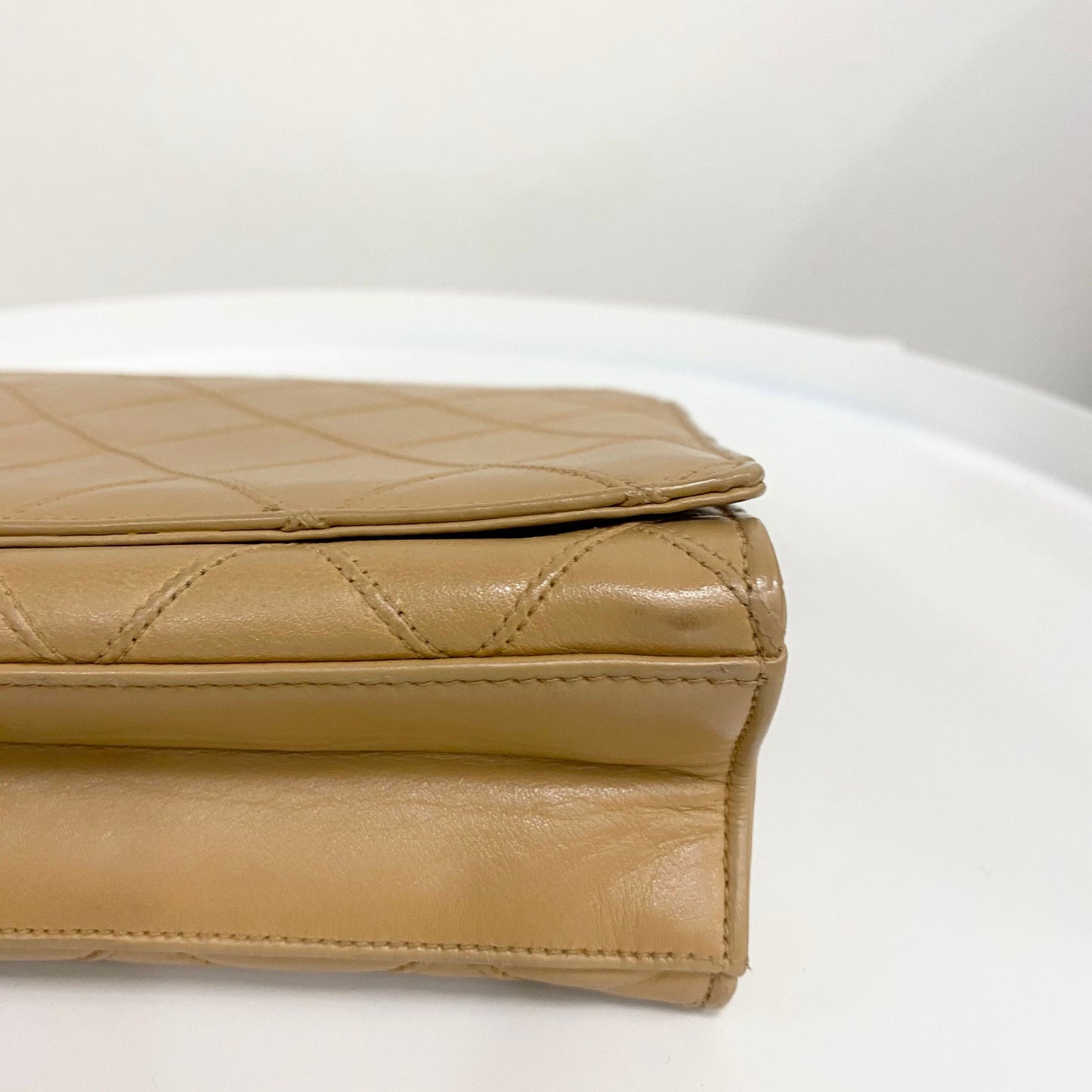 Vintage Flap Bag Beige Lambskin Gold Hardware