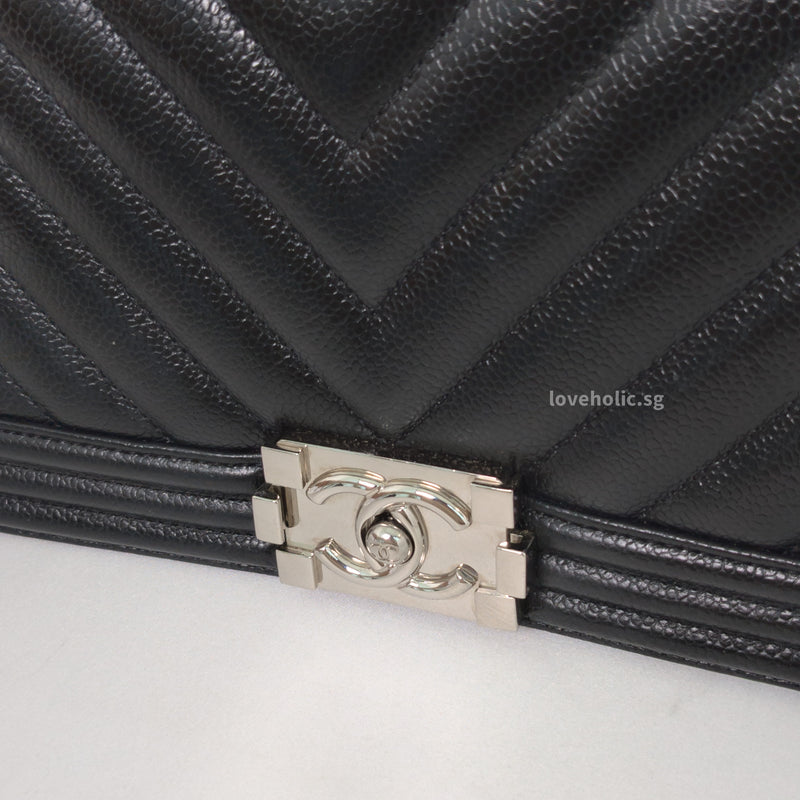 Chanel Boy Chervon Old Medium | Black Caviar Silver Hardware