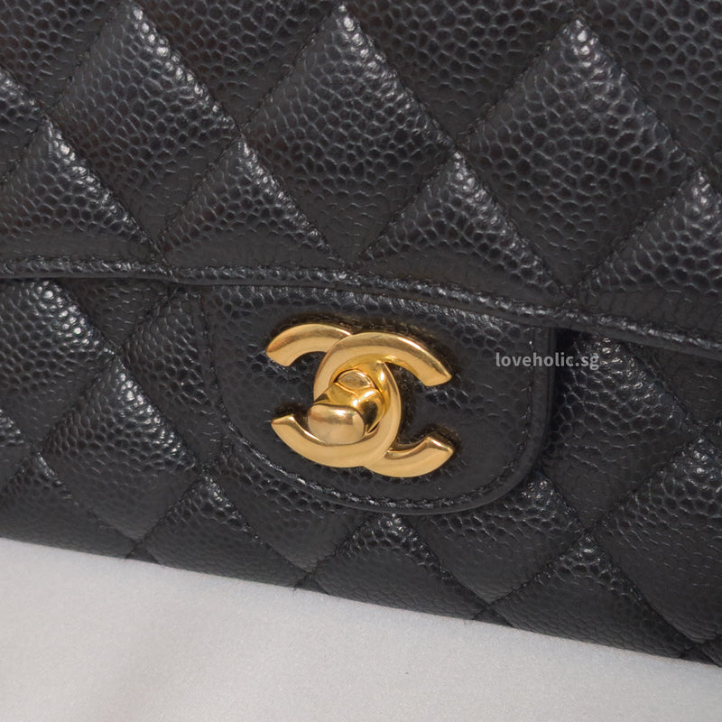 Chanel Classic Flap Medium | Black Caviar Gold Hardware